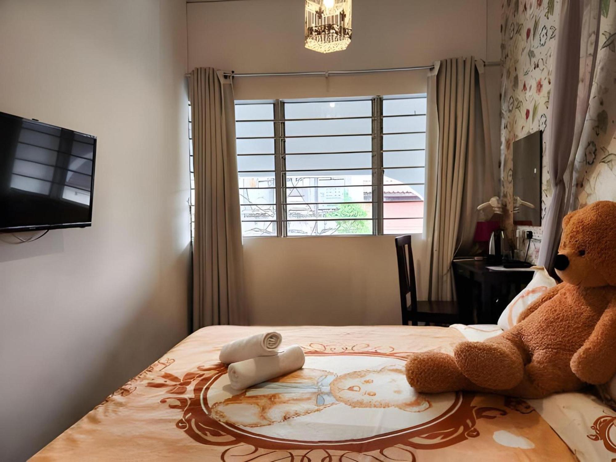 Oyo 91068 Elephant House Boutique Hotel Hotel 2*